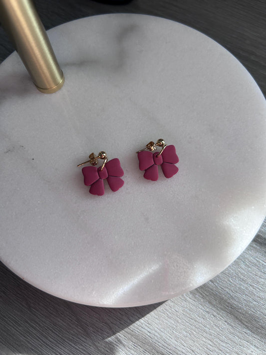 Mini burgundy bow with gold plated ball stud